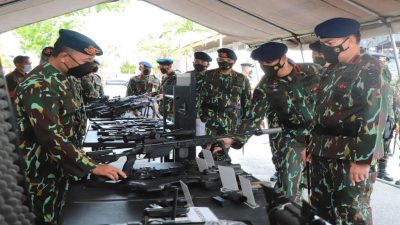 Kunjungan Kerja ke Satuan Brimob, Kapolda Riau Irjen M Iqbal Pastikan Kesiapan Alut dan Alsus