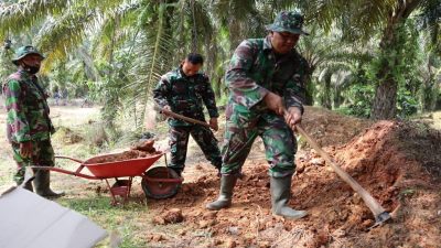Masyarakat Dusun III Air Hitam Desa Semunai Mendukung Satgas TMMD 113 Kodim 0303/Bengkalis