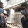 Teks foto : Kadisdagprin Bengkalis Zulpan, ST sampaikan kepada Asiong untuk membawa bukti surat izin usahanya ke kantor Disdagprin (foto/dok. kontes Video You tube).