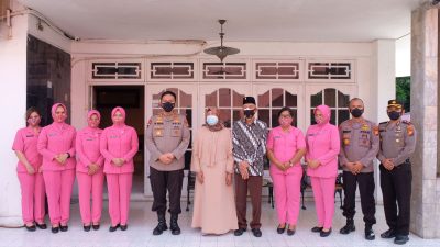 Silaturahmi ke Purnawirawan Polri, Kapolda Irjen Iqbal : Beliau Adalah Guru Panutan dan Senior Kami