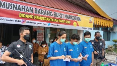 Pemusnahan Barang Bukti Narkotika Bidang Pemberantasan BNNP Riau