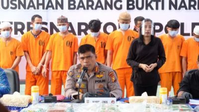 Perang Terhadap Narkoba, Polda Riau Kembali Bekuk 17 Tersangka Dengan Barang Bukti 48 KG Sabu