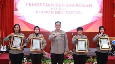 Sempena Hari Polwan, Empat Srikandi Bhayangkara Berprestasi Terima Penghargaan