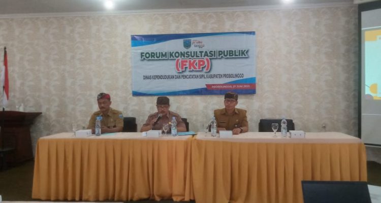 Kadispendukcapil Kab. Probolinggo Adakan Forum Konsultasi Publik