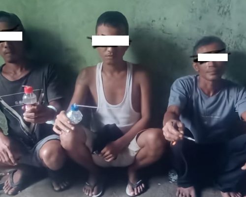 Tim Unit Intel Kodim 0321/Rohil Tangkap 3 Warga Sedang Menggunakan Narkoba Di Rumah Kosong