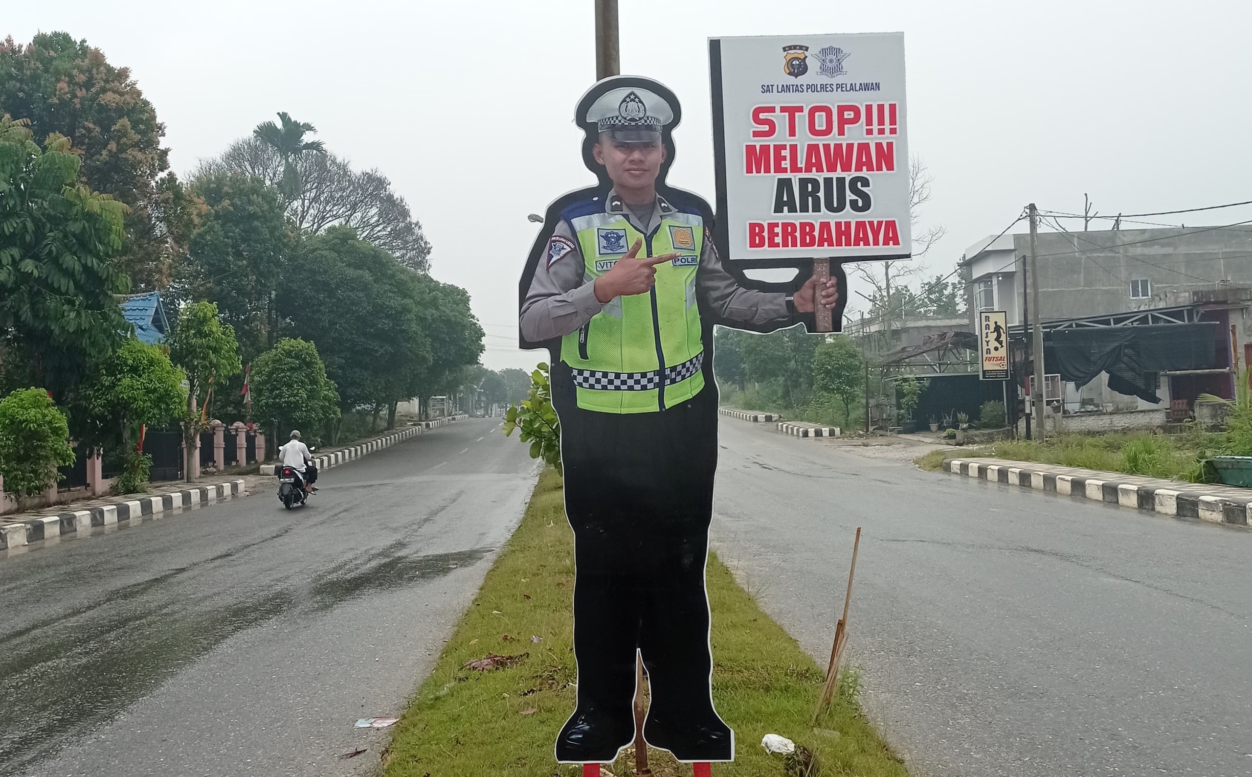 Satlantas Polres Pelalawan Tebar Polisi Samaran