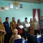 Kakon Kota Agung Neneng Rohani Realisasikan BLT DD ke 33 KPM