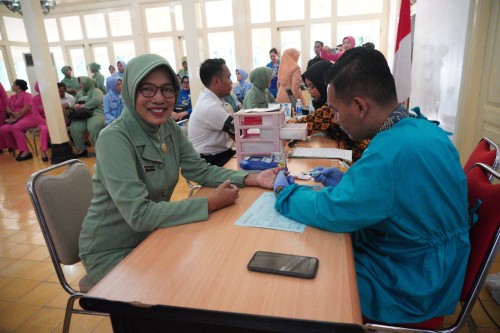 Peserta Donor darah DWP DIY bersama PMI cabang kota Yogyakarta (Istimewa)