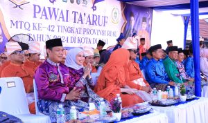 Kontingen Pemko Pekanbaru Semarakkan Pawai Taaruf MTQ Riau di Dumai