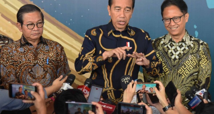 Jokowi di Rakerkesnas Tahun 2024,