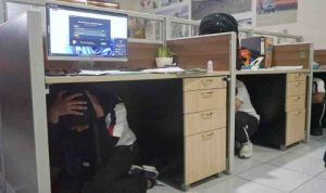 Simulasi Gempa Bumi Memperkuat