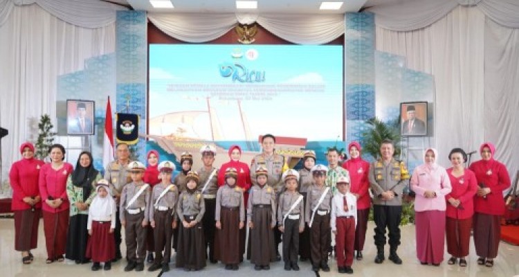 YKB Polda Riau Mendukung Program Generasi Emas 2045