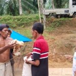 Pemerintah Desa Talang Rami Berbagi Ayam Potong untuk Meningkatkan Ketahanan Pangan