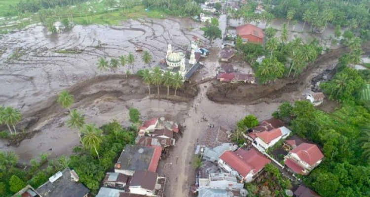 Banjir Bandang Lahar Dingin di Kawasan Gunung Marapi, Puluhan Orang Tewas