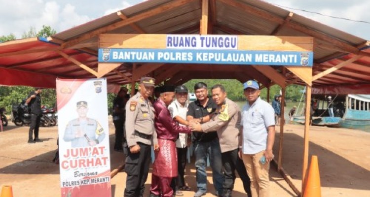 penyerahan ruang tunggu polres meranti kepada masyarakat desa gogok