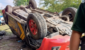 Mobil Dinas SPN Tjilik Riwut Terbalik