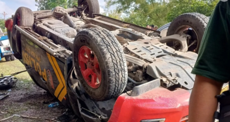 Mobil Dinas SPN Tjilik Riwut Terbalik