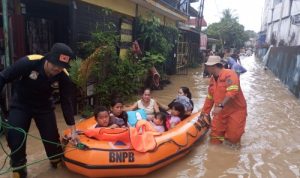 BPBD Tanggap Banjir dan Longsor di Balikpapan