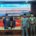 Pembahasan Akhir Raperda Perubahan APBD Probolinggo Anggaran 2024
