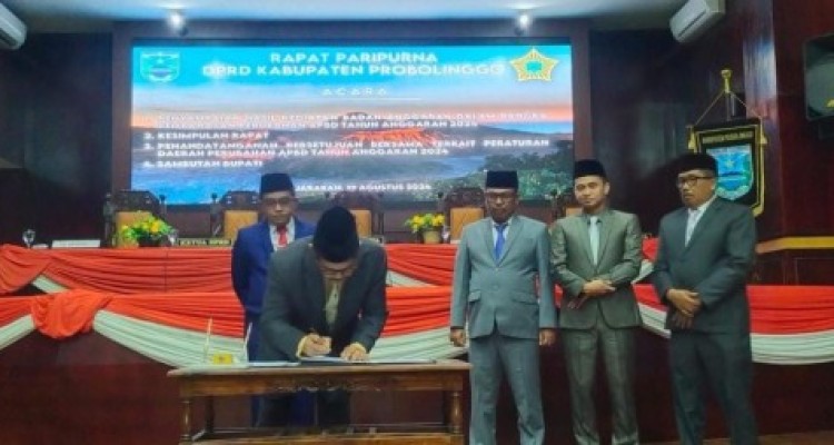 Pembahasan Akhir Raperda Perubahan APBD Probolinggo Anggaran 2024