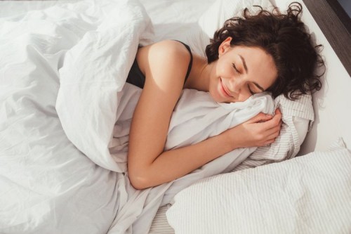4 Cara Mudah Tidur Lebih Nyenyak dan Bangun Lebih Segar