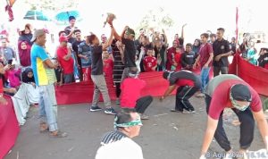 Perayaan HUT ke-79 RI Pemuda Kesuma Sejahtera Desa Senggoro Gelar Lomba
