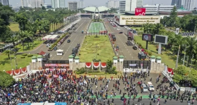 Rencana Demo Besar-besaran di DPR