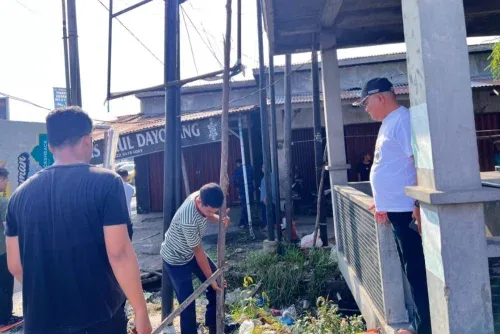 Pos Pengawasan Lalu Lintas di Simpang Garuda Sakti