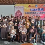 Christiana Rini Puspitasari bedah buku menyenangkan