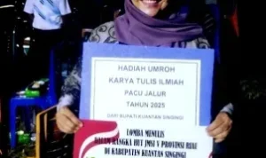 Luzi Diamanda Juara 1 Lomba Karya Tulis JMSI