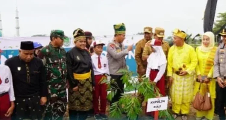 Kapolda Riau Kunjungi Rokan Hulu