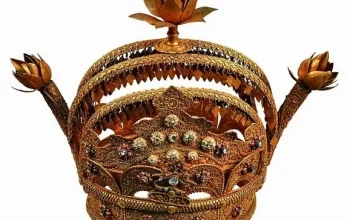 Mahkota Kesultanan Siak Dipamerkan