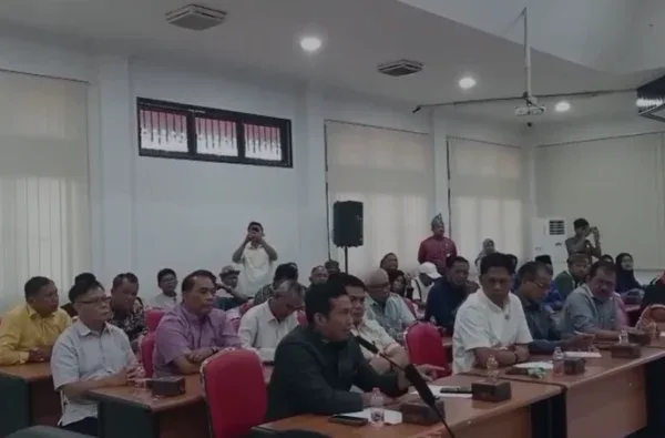 RDP DPRD Inhu Dinilai Tak Jawab Aspirasi Warga