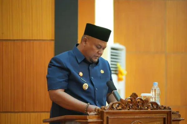 Pemkab Siak Sampaikan Nota Keuangan Daerah APBD-P 2025 dan 8 Ranperda
