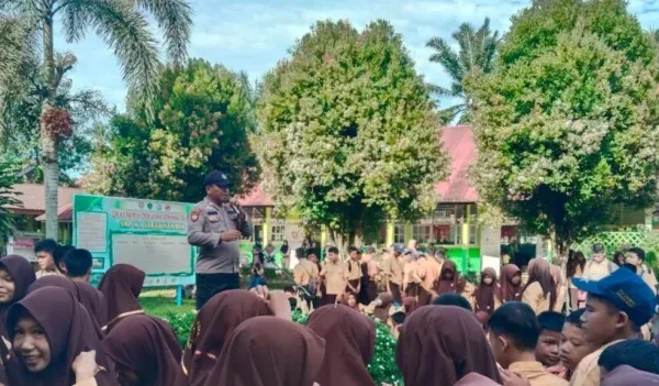 Polsek Pasaman Edukasi Pelajar SMPN 1 Luhak Nan Duo Soal Bahaya Kenakalan Remaja