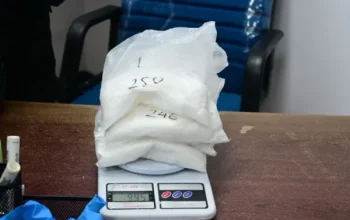 Petugas Bandara SSK II Gagalkan Penyelundupan Sabu Hampir 1 Kg