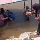 Rakit Penyeberangan di Sungai