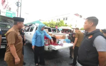 Pemprov Riau Gencar Tekan Inflasi: Operasi Pasar Cabai Merah Digelar