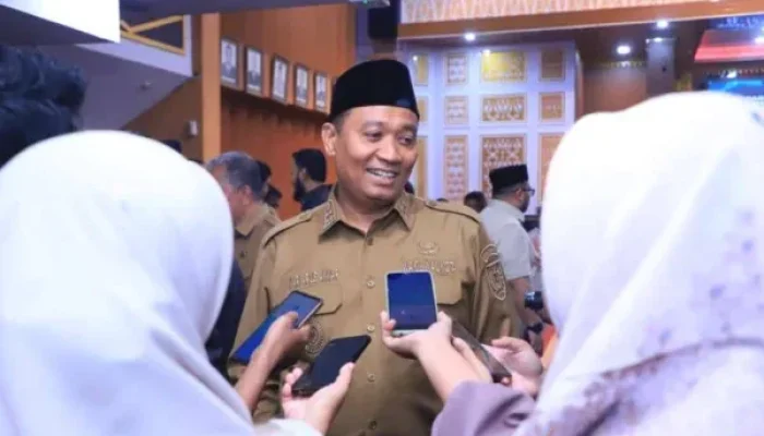 Pemko Pekanbaru Terima Pandangan Fraksi DPRD Soal Tiga Ranperda Strategis