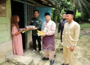 Kadis Kominfo Siak Salurkan Sembako di Tiga Kampung Kerinci Kanan