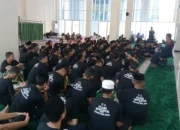 Gubernur Abdul Wahid Ajak Pelajar Pekanbaru Dekatkan Diri ke Masjid