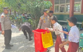 Polsek Kandis Tanamkan Kepedulian Lingkungan ke Pelajar Lewat Program Green Policing