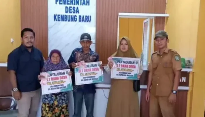 Pemdes Kembung Baru Salurkan BLT-DD Tahap 4 Tahun 2025