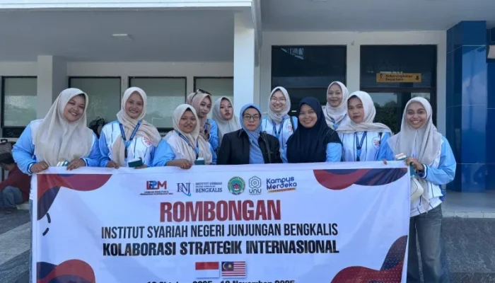Rektor ISNJ Bengkalis Lepas Mahasiswa Ikuti KKM di KBRI Kuala Lumpur