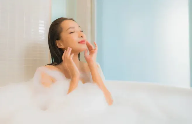 Berapa Kali Idealnya Mandi dalam Sehari? Ini Penjelasan Para Ahli