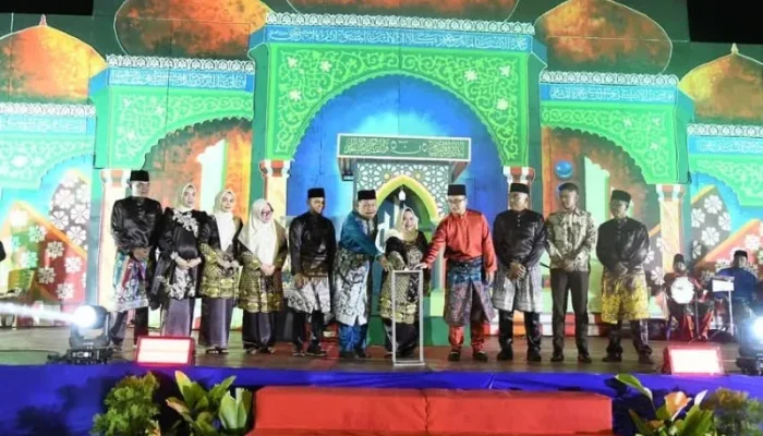 Cahaya Religius Semarakkan MTQ Bengkalis, Bupati Kasmarni Ajak Warga Hidup Bersama Al-Qur’an