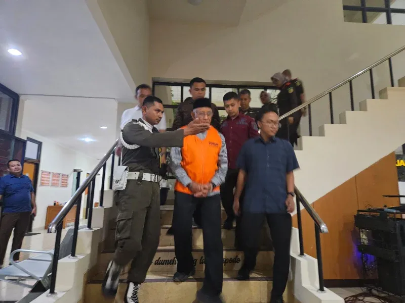 Kejaksaan Ambil Tindakan Tegas, Mantan Bupati Sleman Resmi Jadi Tersangka Korupsi