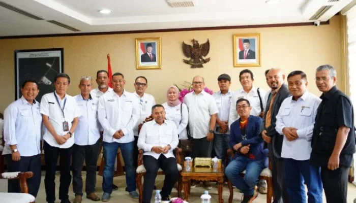 Pemprov Riau–PWI Sepakat Perkuat Informasi Publik Akurat