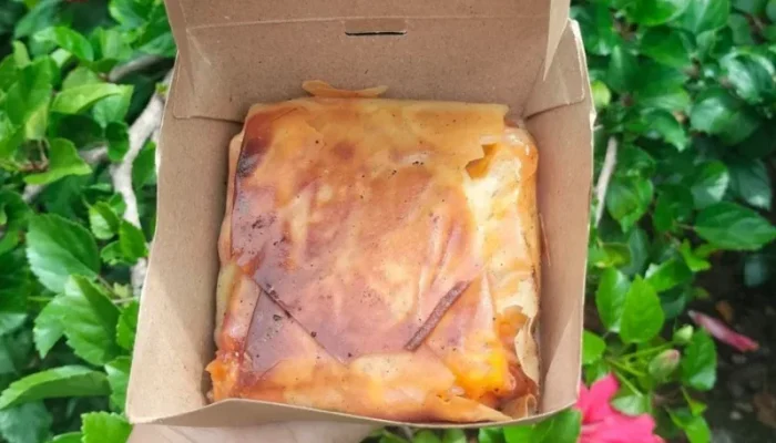 Zini: Cinta Dua Anak Muda Bengkalis yang Berbuah Lumpia Mozarella