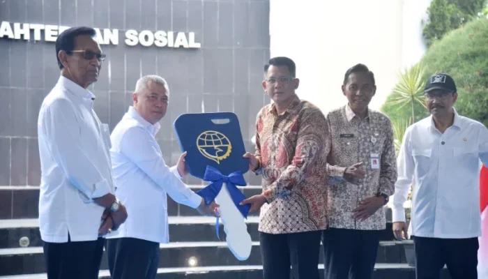 Sleman Terima Bantuan Bus Sekolah, Perkuat Akses Pendidikan Melalui Program Sekolah Rakyat